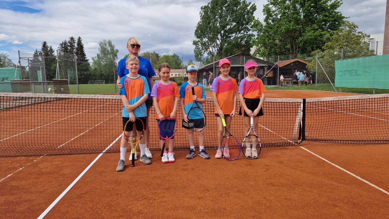 U10 in neuen Trikots Saison 2024 U10 in neuen Trikots Saison 2024