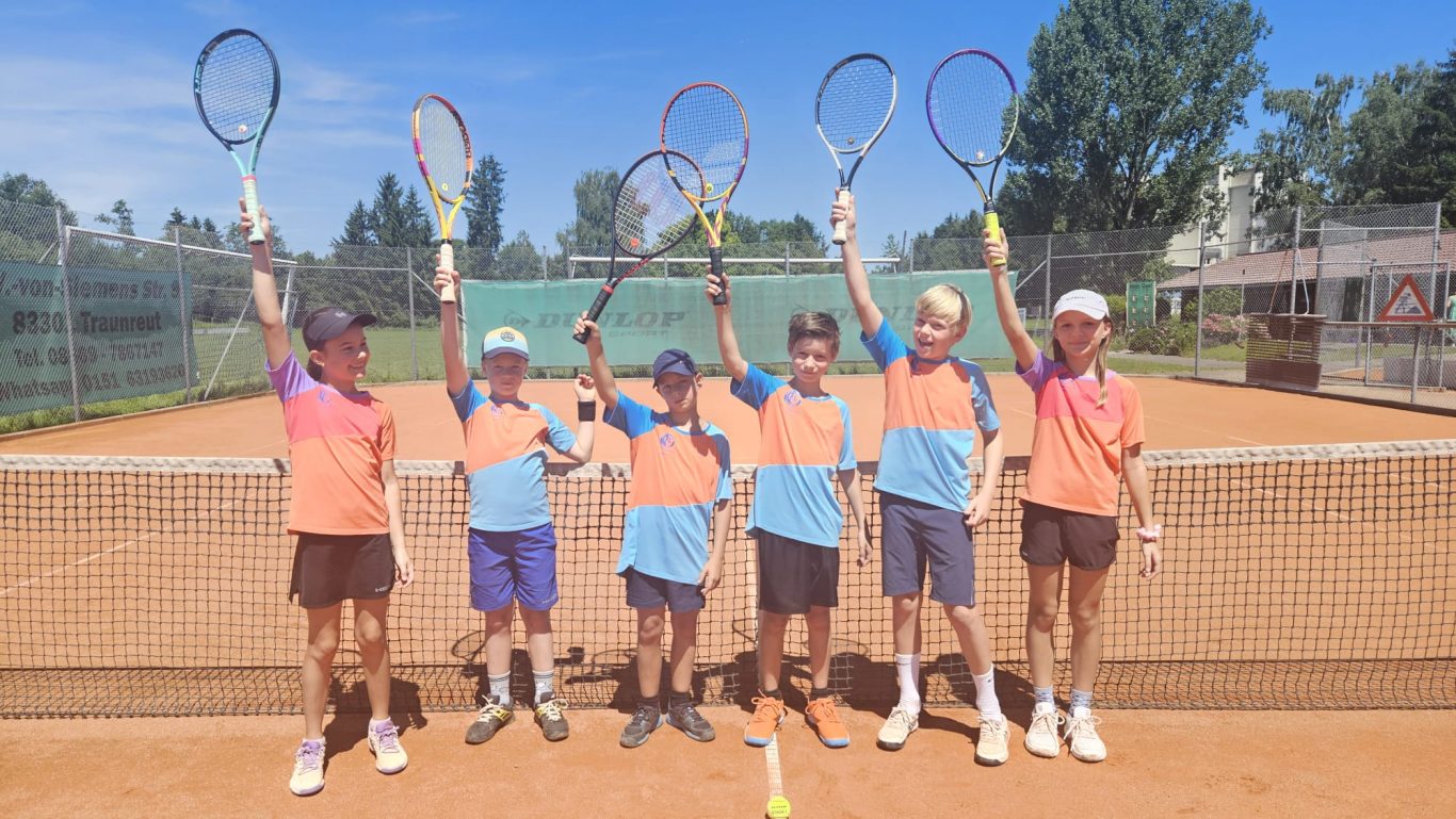 Jubel zur gewonnen U12 Meisterschaft 2025